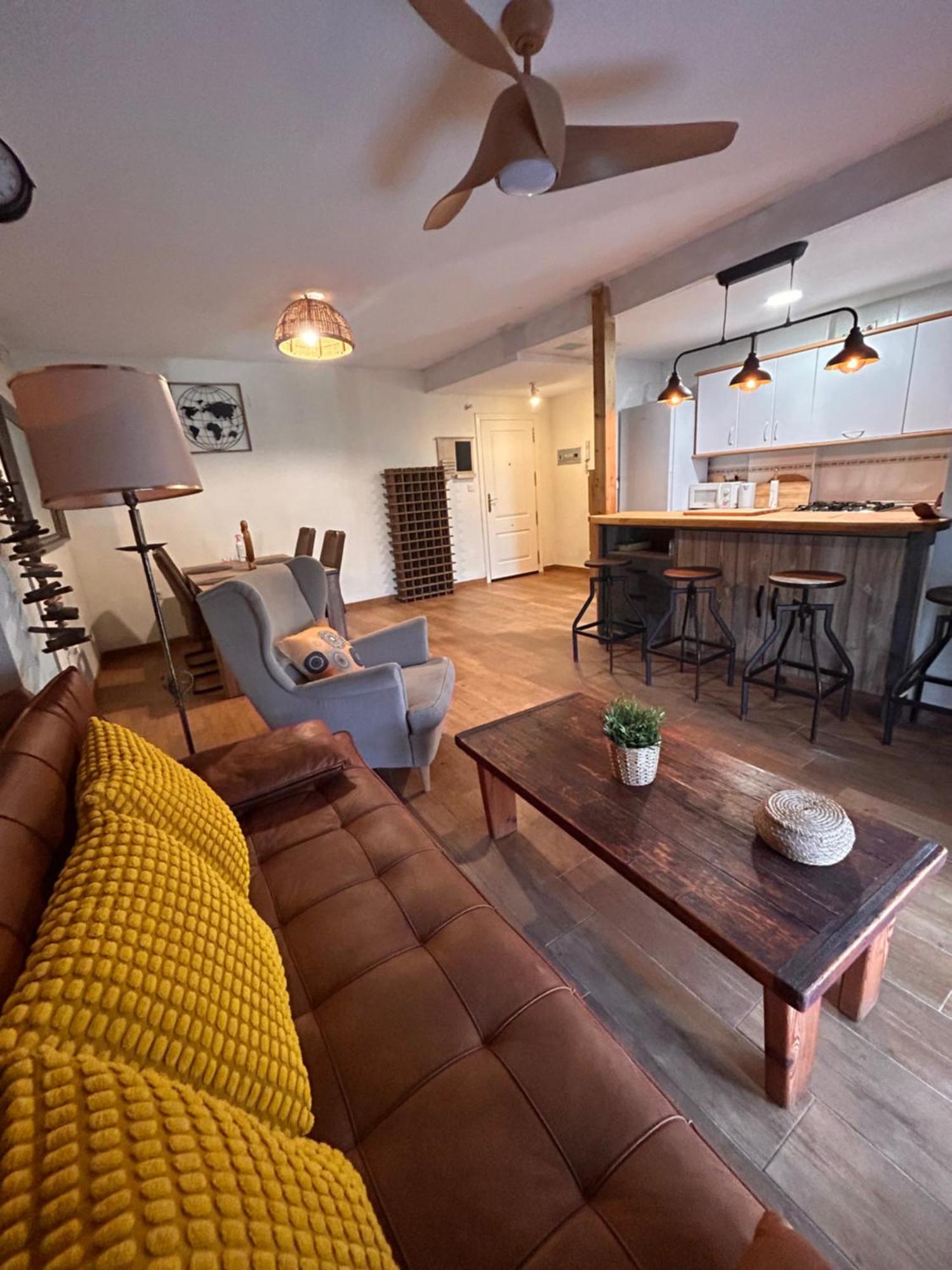 Apartamento Con Encanto Cerca De La Playa El Rosario 马尔韦利亚 外观 照片